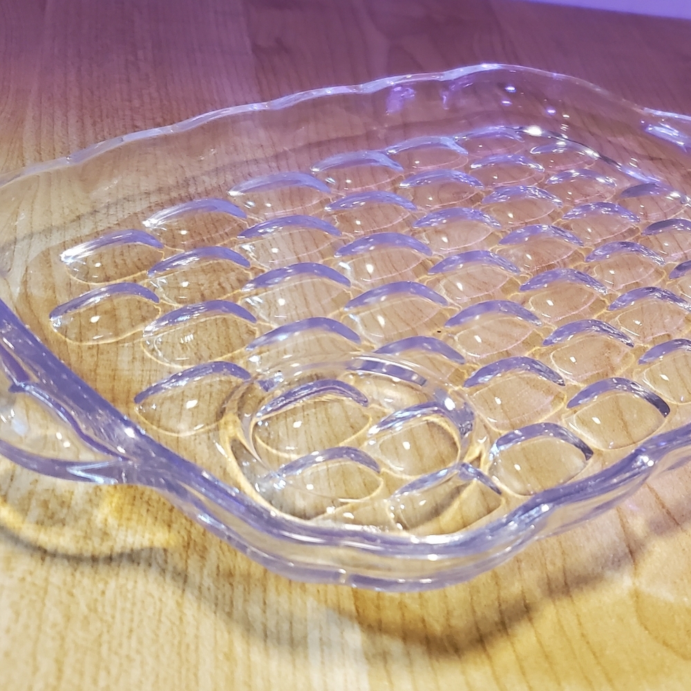 Vintage Yorktown (Colonial) by FEDERAL GLASS snack tray, set of 3 - Picture 9 of 10